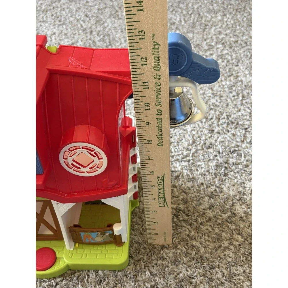 2016 Fisher‎ Price Farm Barn Toy WORKS! Talking Singing Little People Play Set